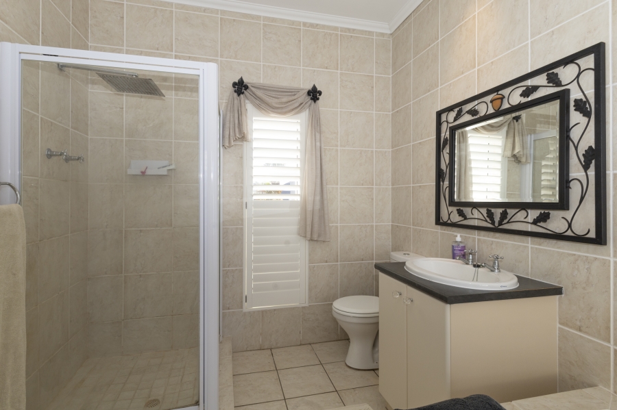 6 Bedroom Property for Sale in Royal Alfred Marina Eastern Cape